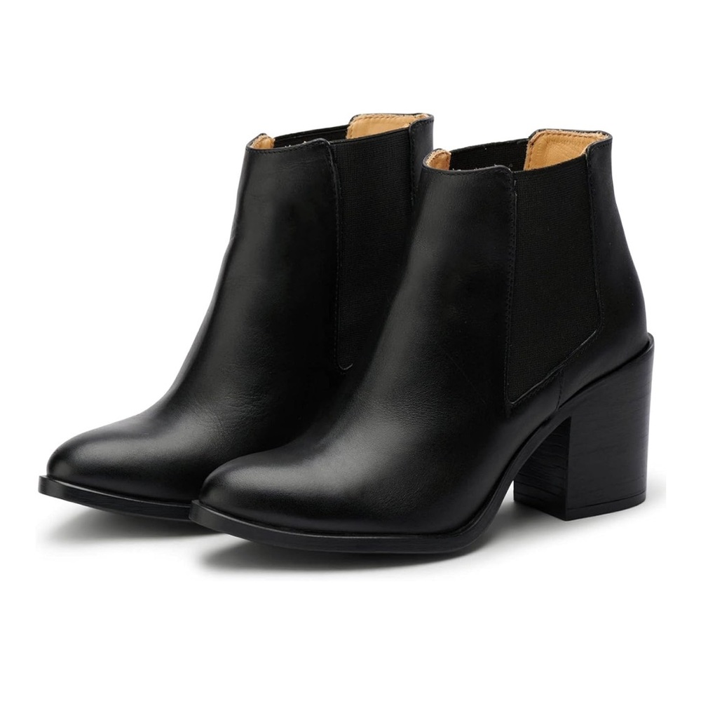 Nisolo Heeled Chelsea Boot Black | Size 8.5 W
